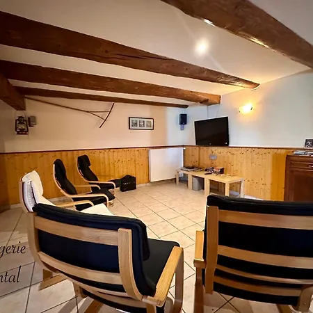 Maison *
