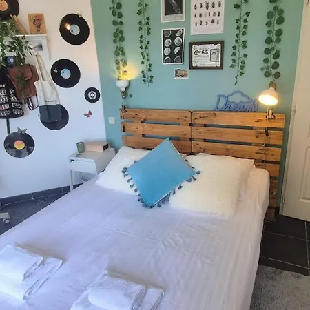 Maison *
