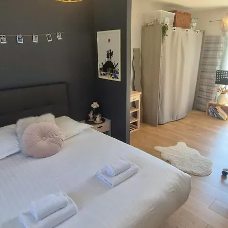 Maison *